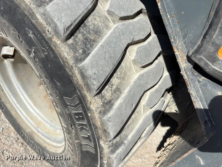 image for item EA7516 2021 Giant G2500HD compact wheel loader