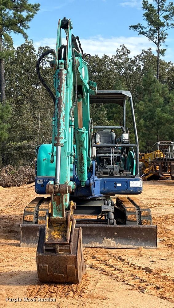 EXCAVADORA 2005 IHI 55N2