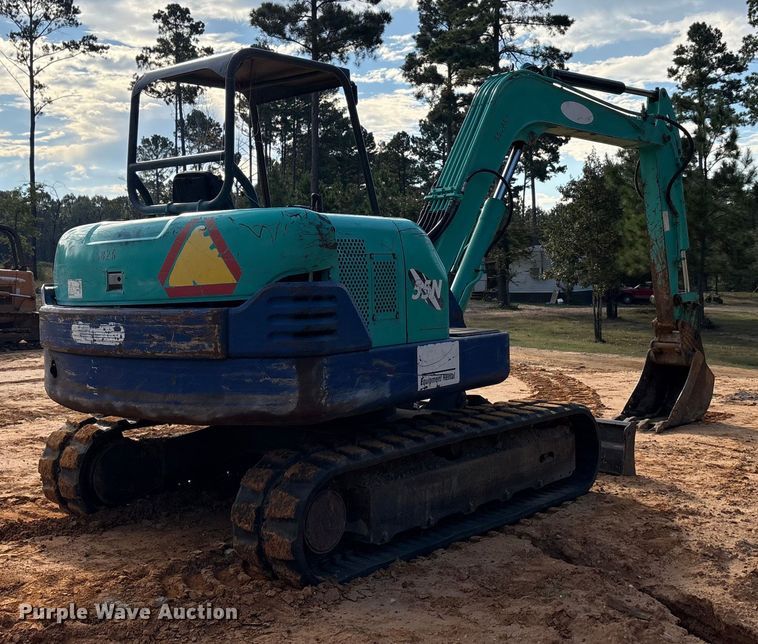 EXCAVADORA 2005 IHI 55N2