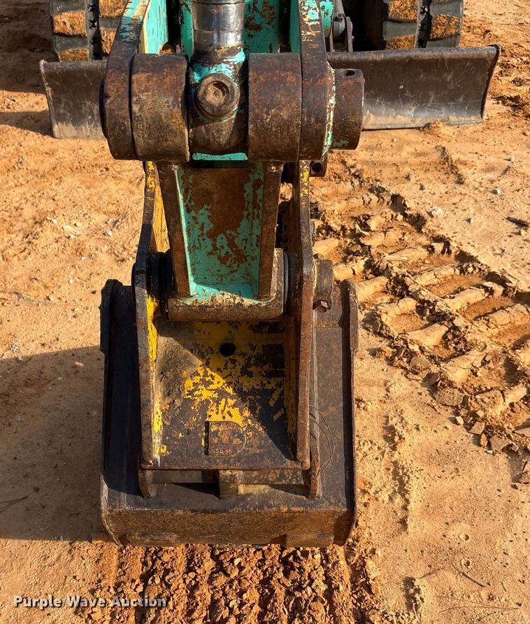 image for item EA7612 2005 IHI 55N2 mini excavator