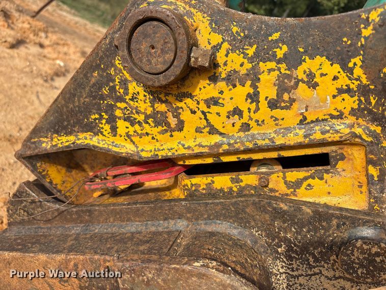 image for item EA7612 2005 IHI 55N2 mini excavator