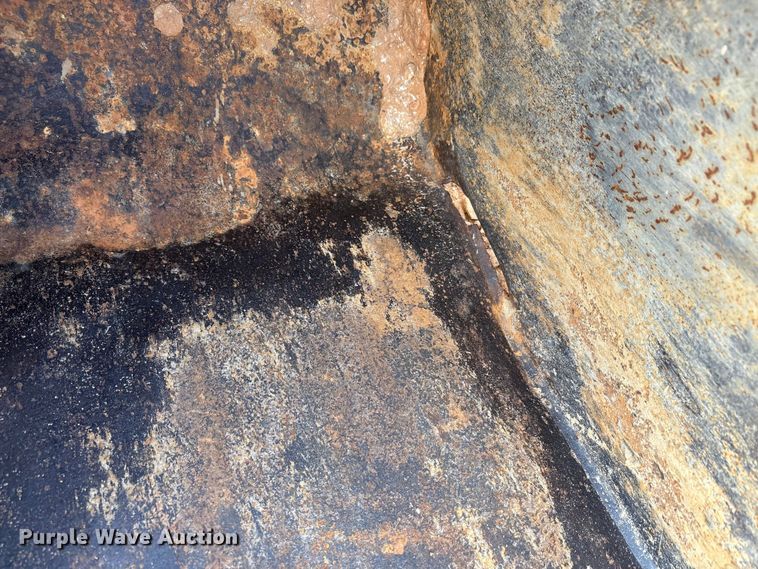 image for item EA7612 2005 IHI 55N2 mini excavator