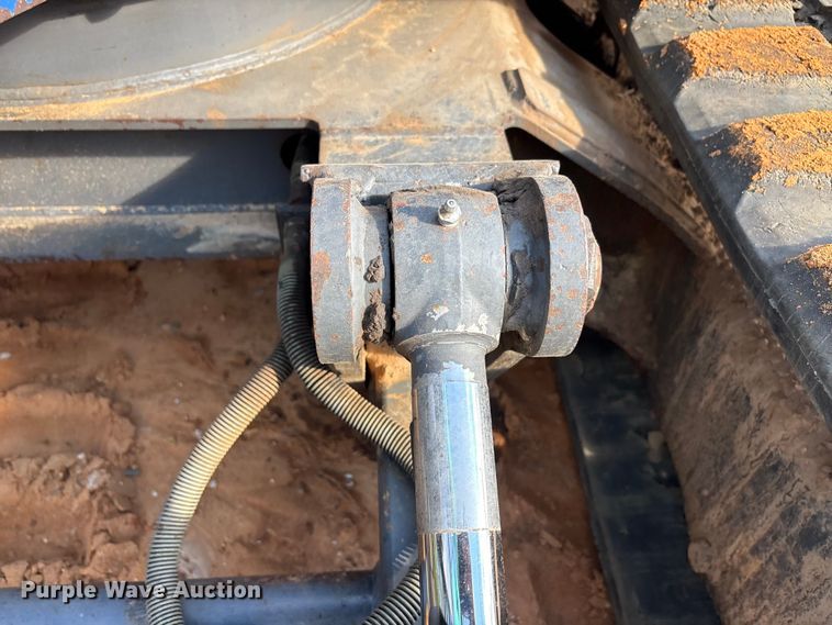 image for item EA7612 2005 IHI 55N2 mini excavator