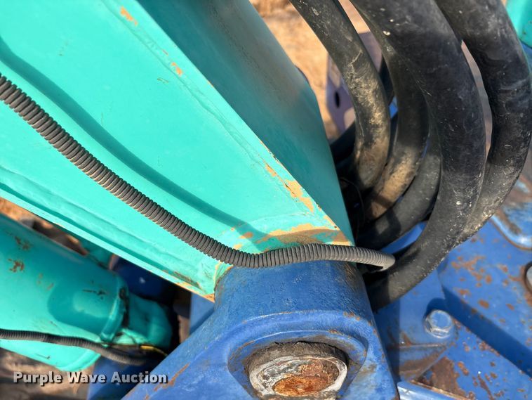 image for item EA7612 2005 IHI 55N2 mini excavator