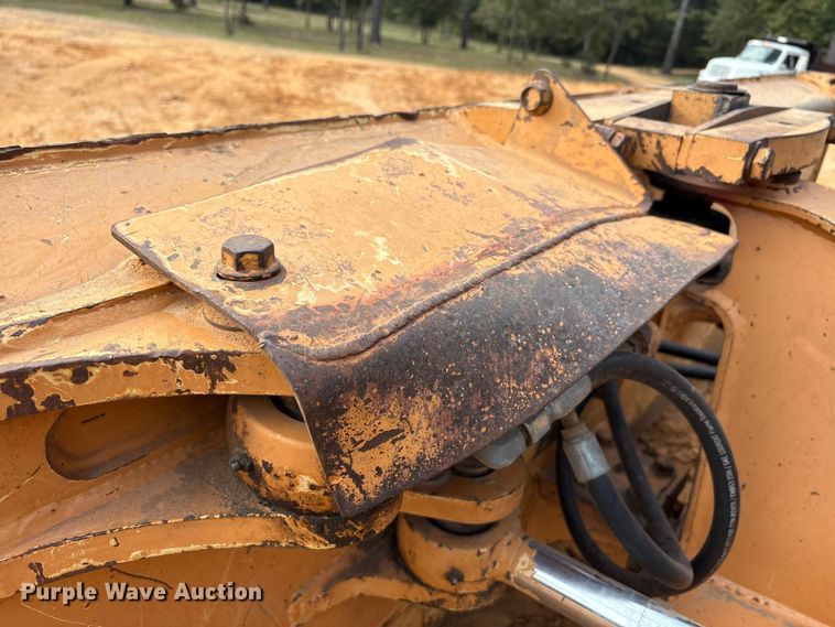 image for item EA7613 2007 Case 550H dozer