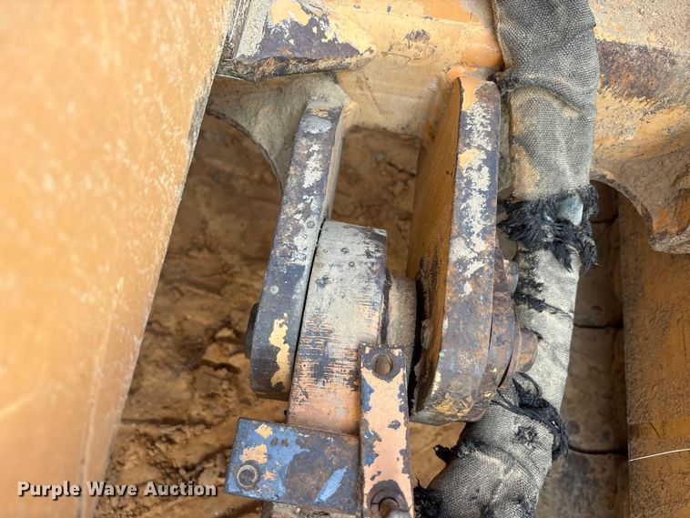 image for item EA7613 2007 Case 550H dozer