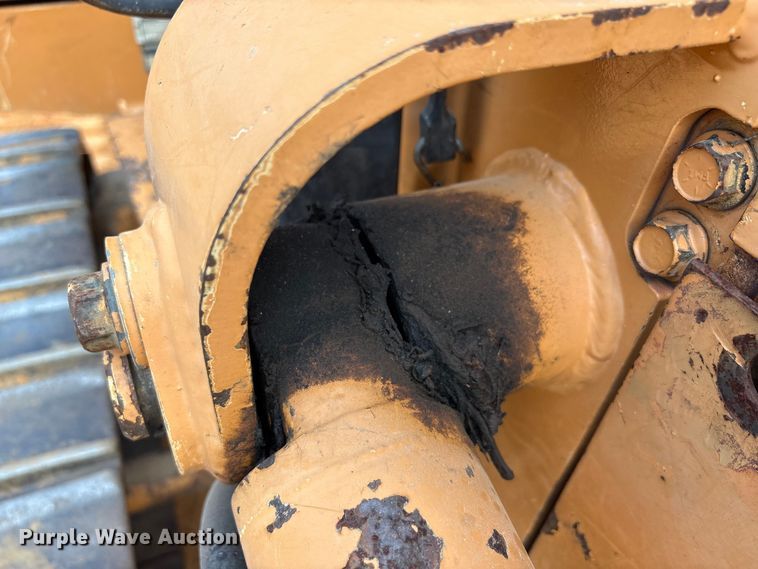 image for item EA7613 2007 Case 550H dozer