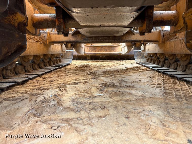 image for item EA7613 2007 Case 550H dozer