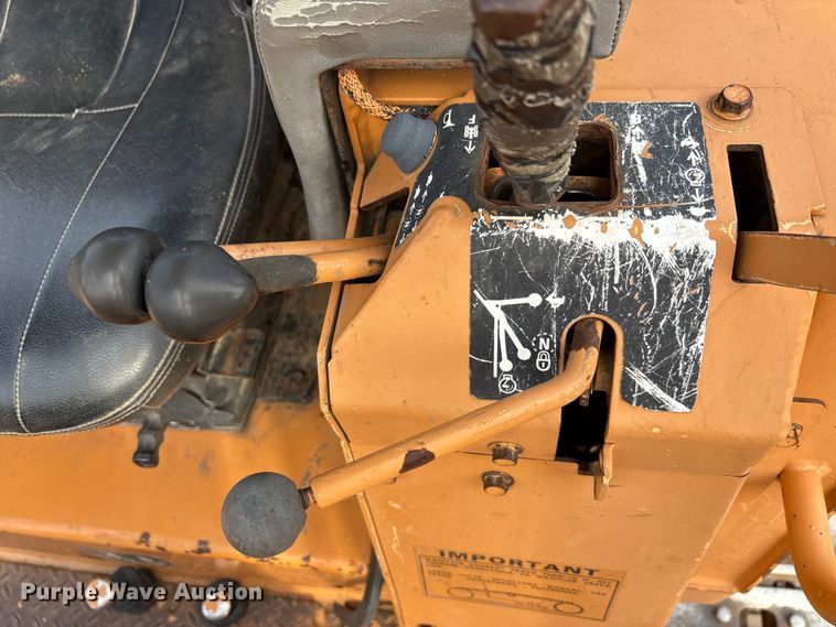 image for item EA7613 2007 Case 550H dozer