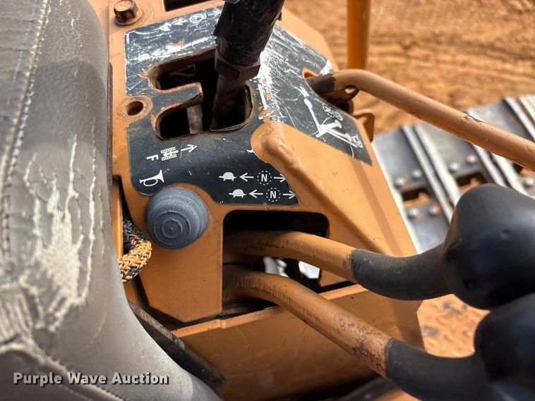 image for item EA7613 2007 Case 550H dozer