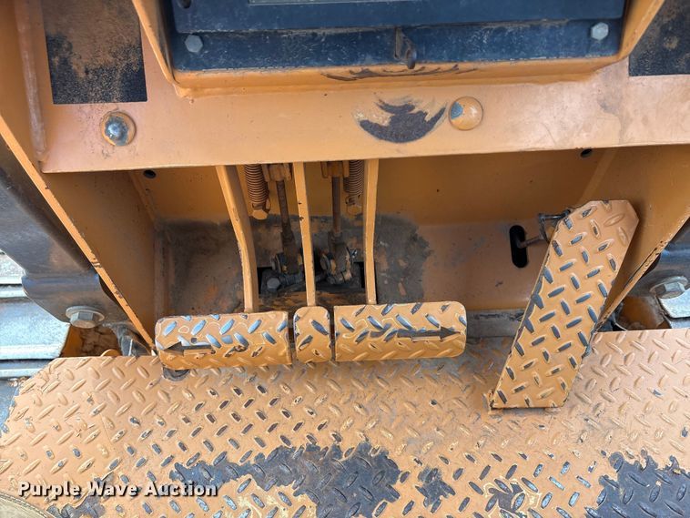 image for item EA7613 2007 Case 550H dozer