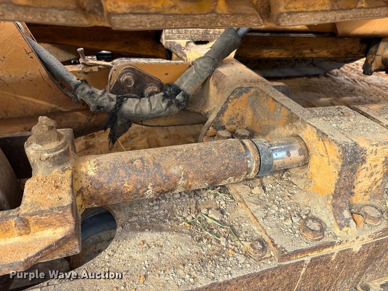 image for item EA7613 2007 Case 550H dozer