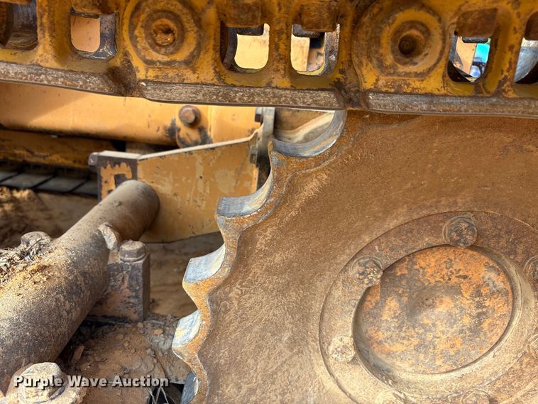 image for item EA7613 2007 Case 550H dozer