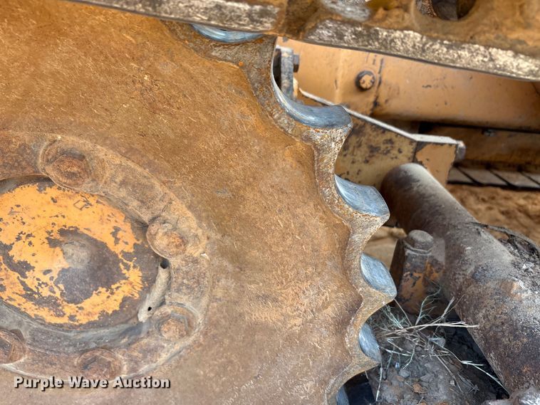 image for item EA7613 2007 Case 550H dozer