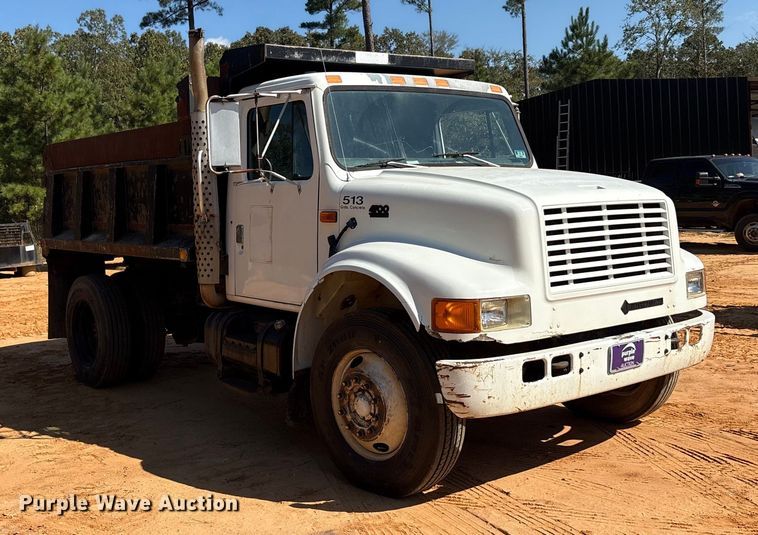 image for item EA7614 1995 International 4700 dump truck