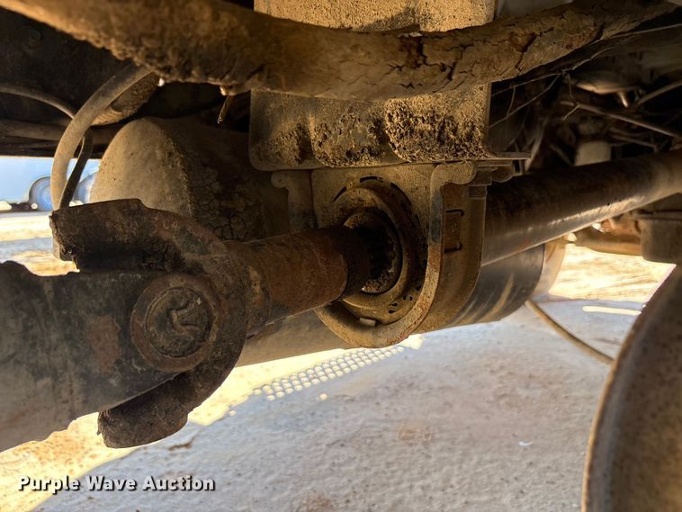 image for item EA7614 1995 International 4700 dump truck