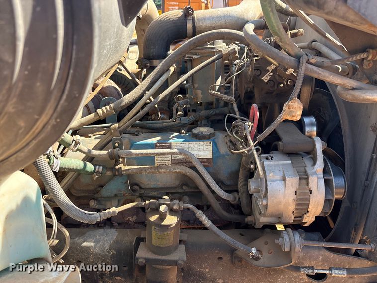 image for item EA7614 1995 International 4700 dump truck