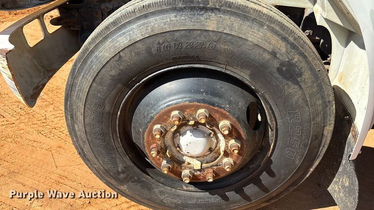 image for item EA7614 1995 International 4700 dump truck