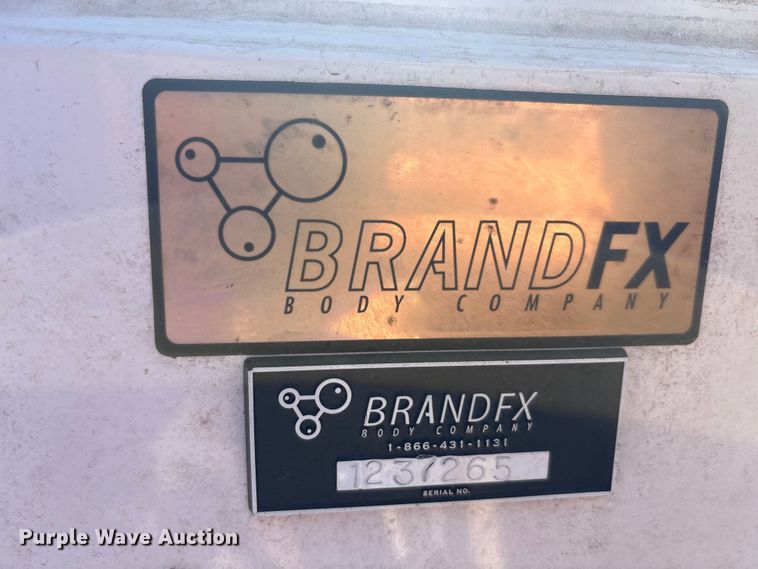 image for item EA7617 2012 Chevrolet Silverado 3500 bucket truck