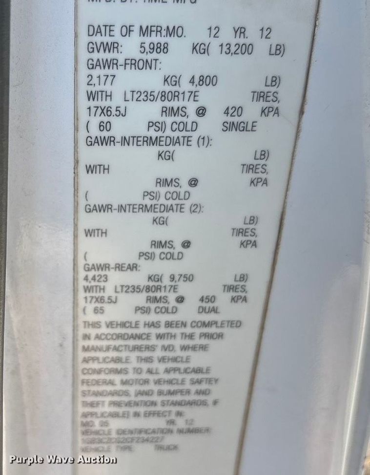 image for item EA7617 2012 Chevrolet Silverado 3500 bucket truck