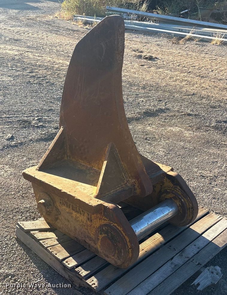 image for item EA7619 Raveling excavator ripper tooth