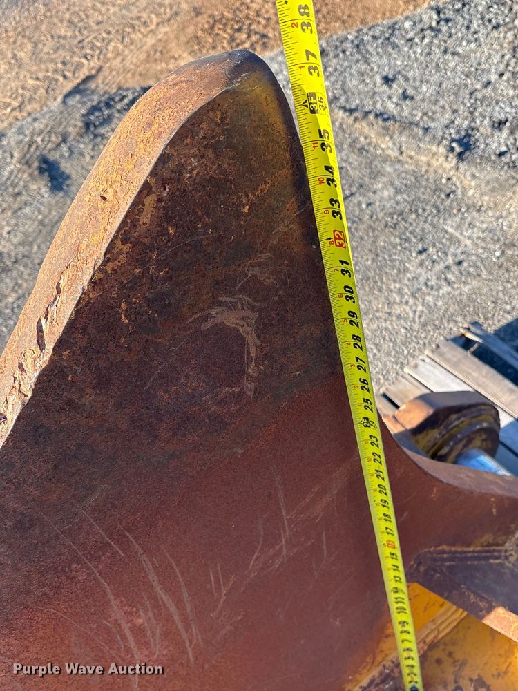 image for item EA7619 Raveling excavator ripper tooth