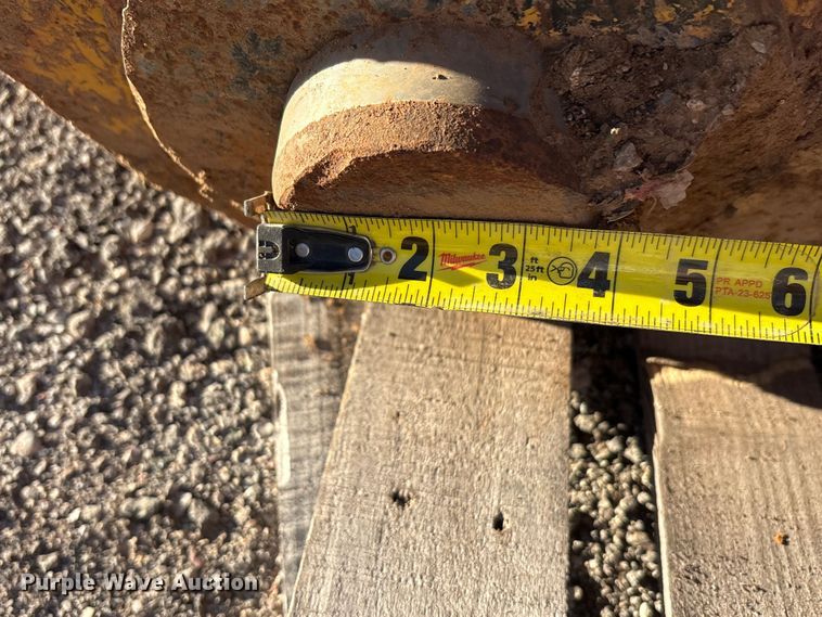 image for item EA7619 Raveling excavator ripper tooth