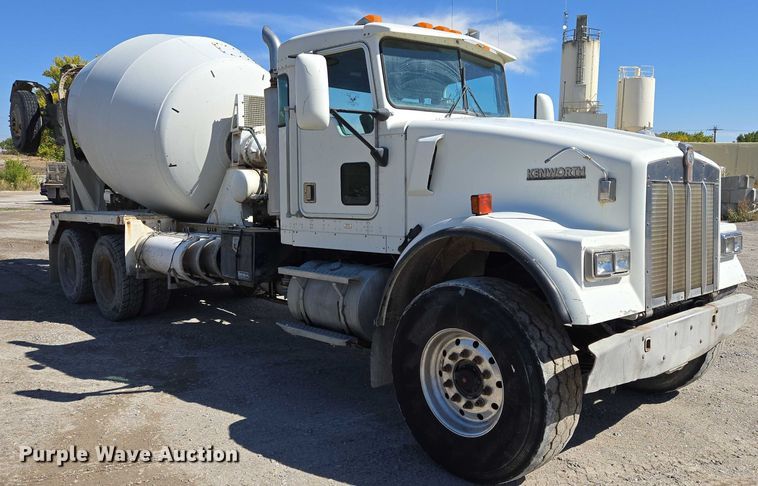 image for item EB1054 1998 Kenworth W900 ready mix truck