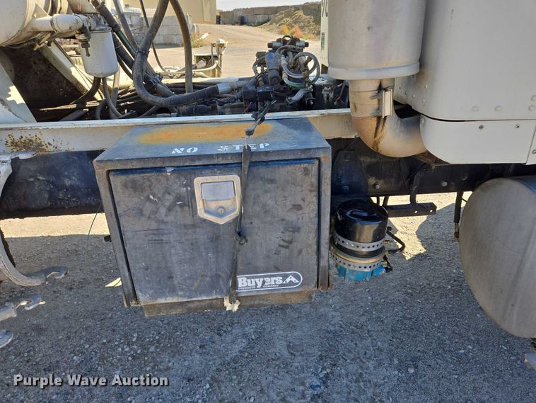 image for item EB1054 1998 Kenworth W900 ready mix truck