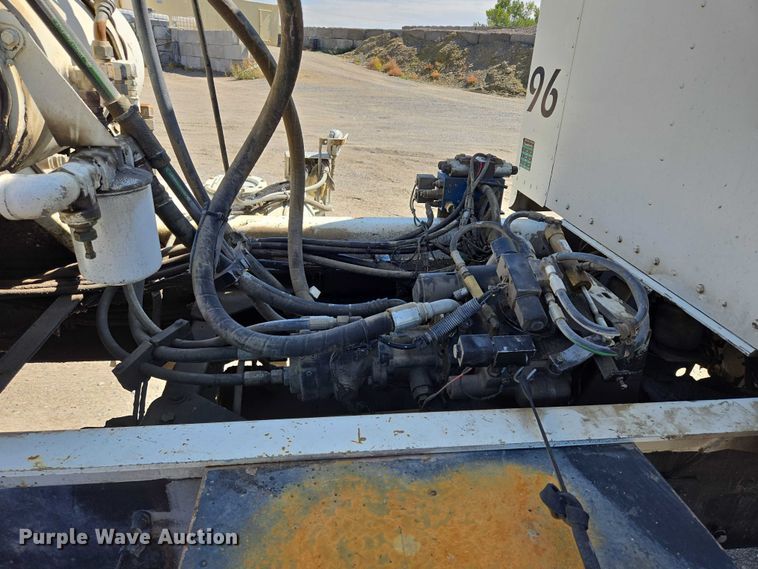 image for item EB1054 1998 Kenworth W900 ready mix truck