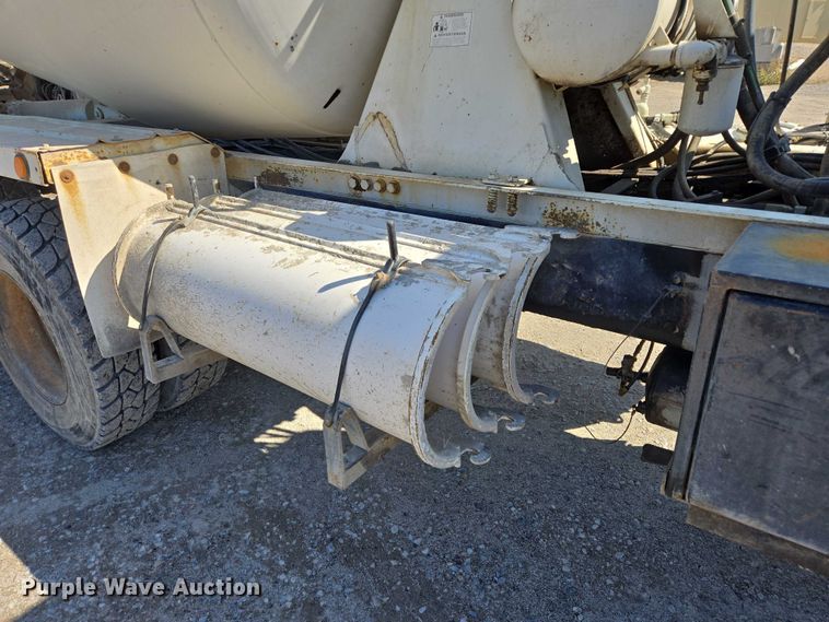 image for item EB1054 1998 Kenworth W900 ready mix truck