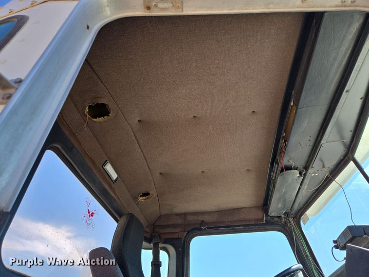 image for item EB1054 1998 Kenworth W900 ready mix truck