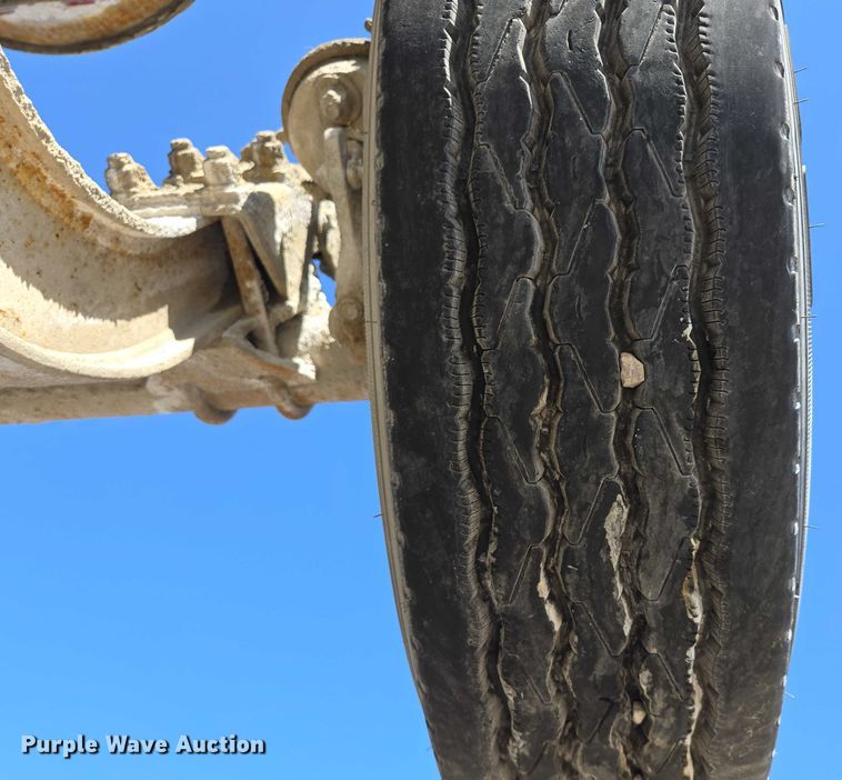 image for item EB1054 1998 Kenworth W900 ready mix truck