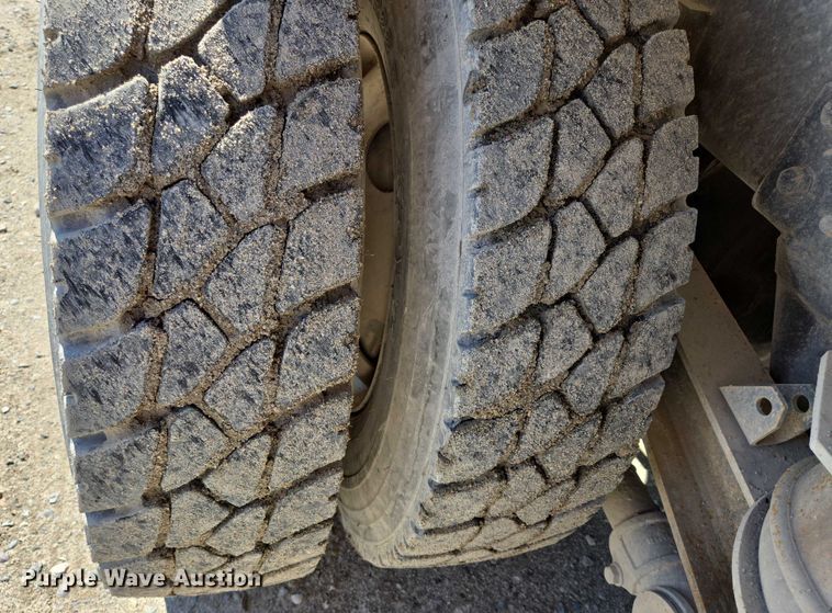 image for item EB1054 1998 Kenworth W900 ready mix truck