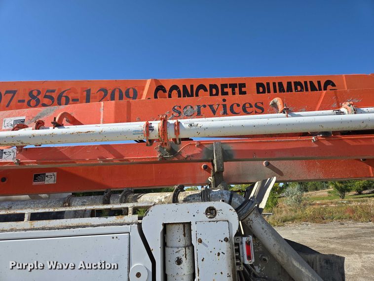 image for item EB1055 2007 Mack MR concrete pump truck