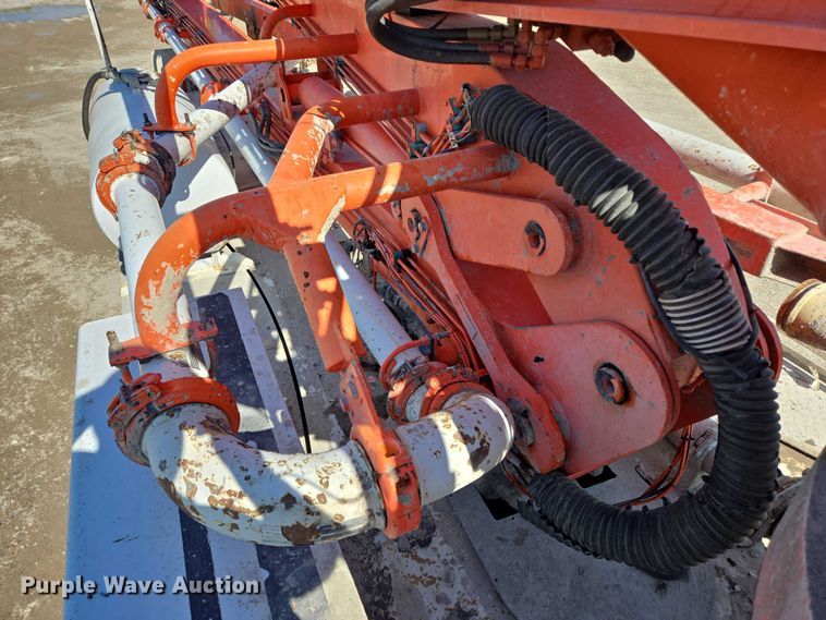 image for item EB1055 2007 Mack MR concrete pump truck