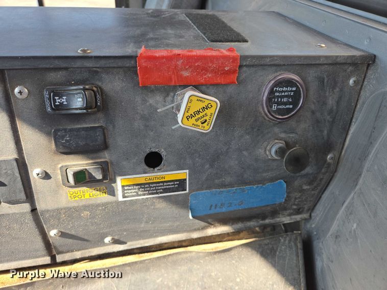 image for item EB1055 2007 Mack MR concrete pump truck