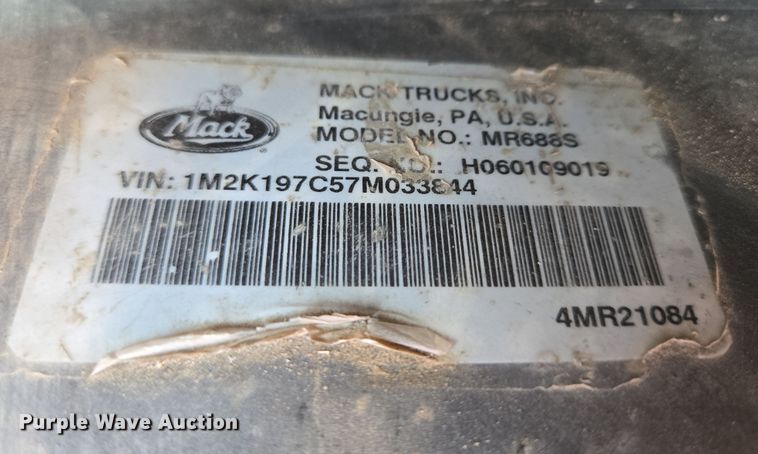 image for item EB1055 2007 Mack MR concrete pump truck