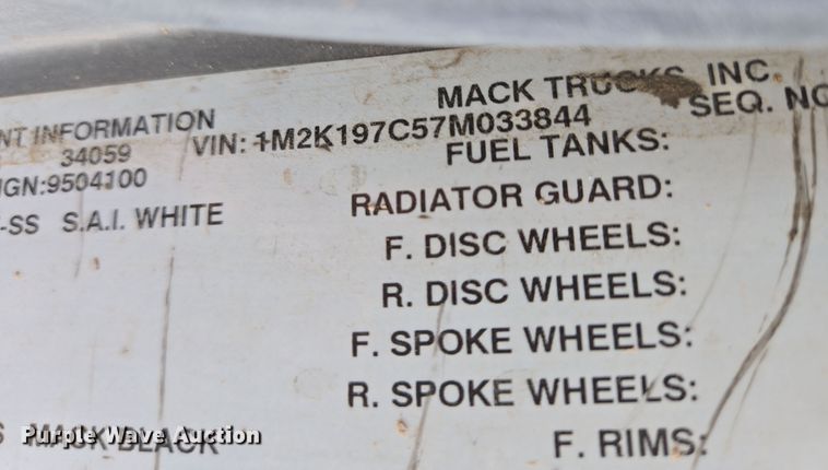 image for item EB1055 2007 Mack MR concrete pump truck