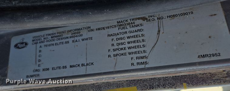 image for item EB1055 2007 Mack MR concrete pump truck