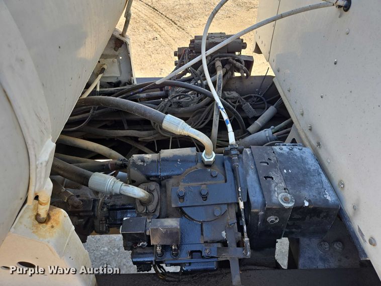 image for item EB1056 2006 Kenworth W900 ready mix truck