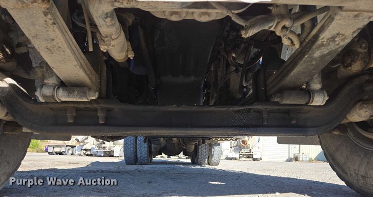 image for item EB1056 2006 Kenworth W900 ready mix truck