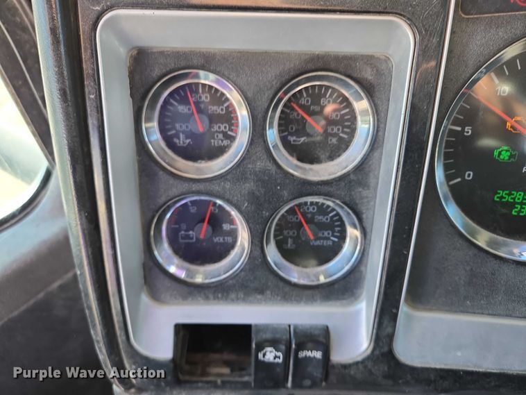 image for item EB1056 2006 Kenworth W900 ready mix truck