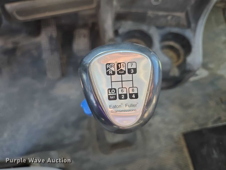 image for item EB1056 2006 Kenworth W900 ready mix truck