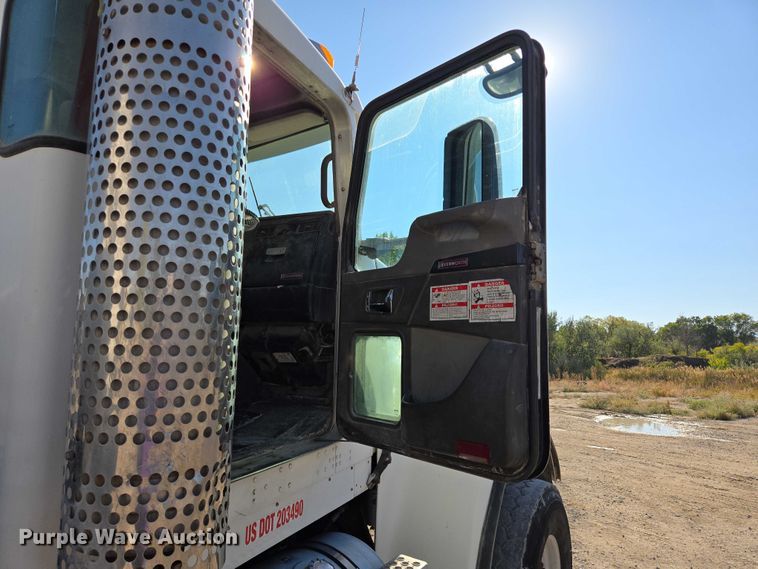 image for item EB1056 2006 Kenworth W900 ready mix truck