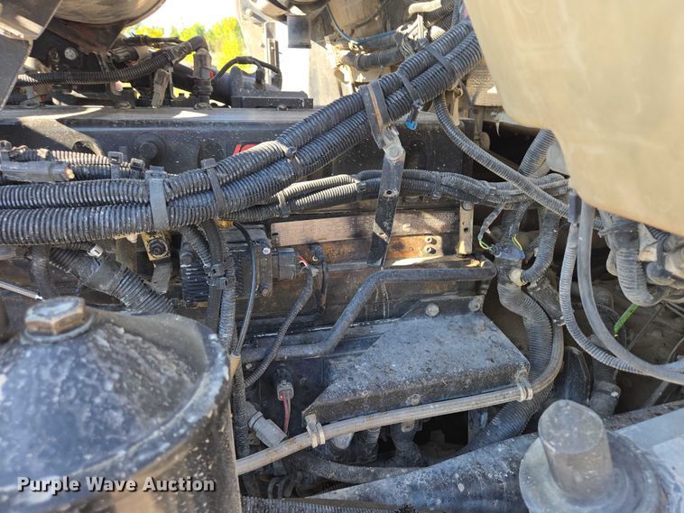 image for item EB1056 2006 Kenworth W900 ready mix truck