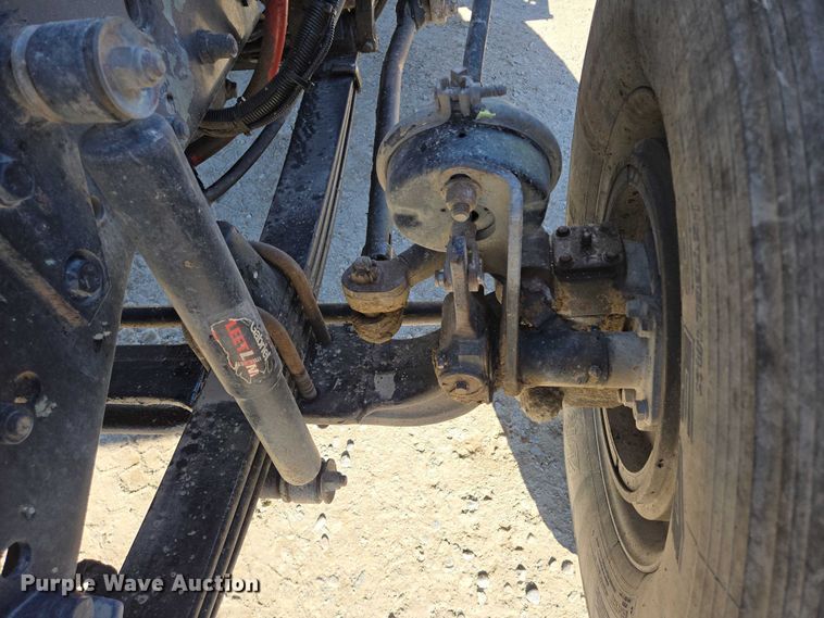 image for item EB1056 2006 Kenworth W900 ready mix truck