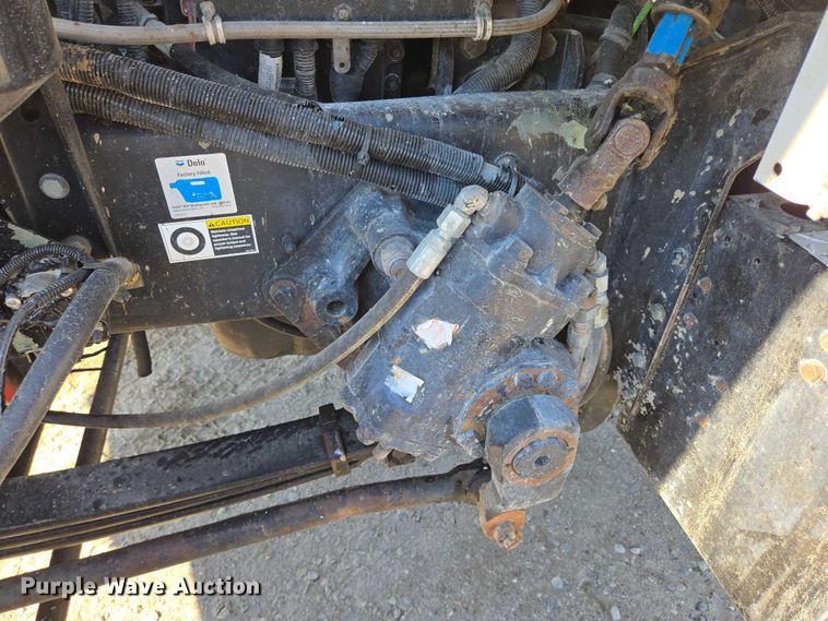 image for item EB1056 2006 Kenworth W900 ready mix truck