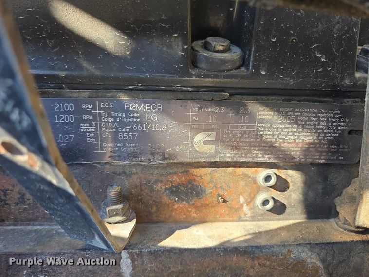 image for item EB1056 2006 Kenworth W900 ready mix truck