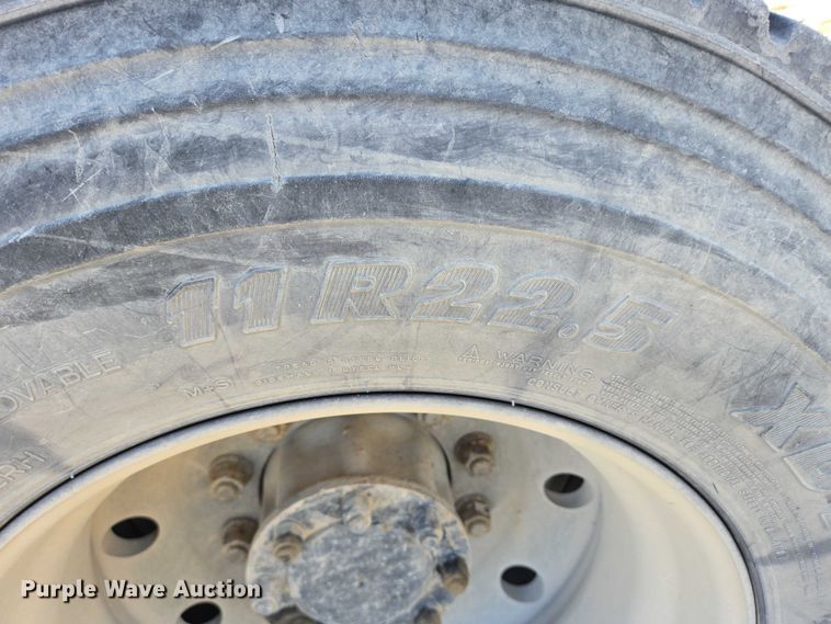 image for item EB1056 2006 Kenworth W900 ready mix truck